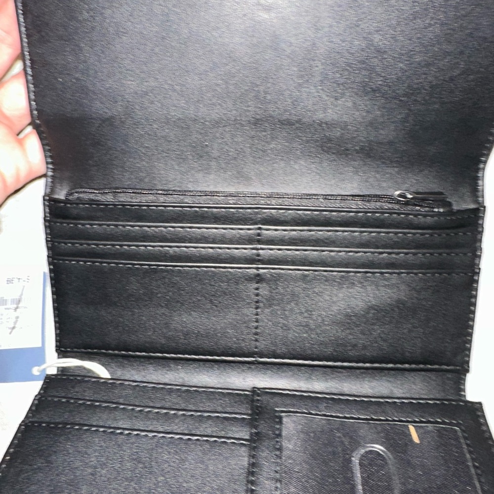 Universal Thread Wallets NWT - image 2